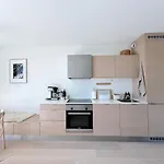 Modern Apartment With Big Rooftop Terrace